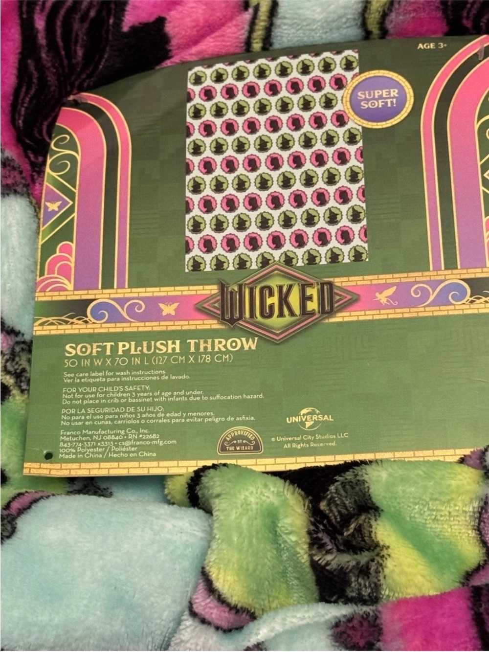 Wicked The Movie Super Soft Plush Throw Blanket with Glinda & Elphaba Silhouette